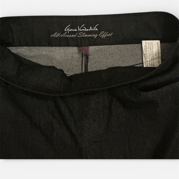 Gloria Vanderbilt Black Pull-On Pants - Picture 3 of 3